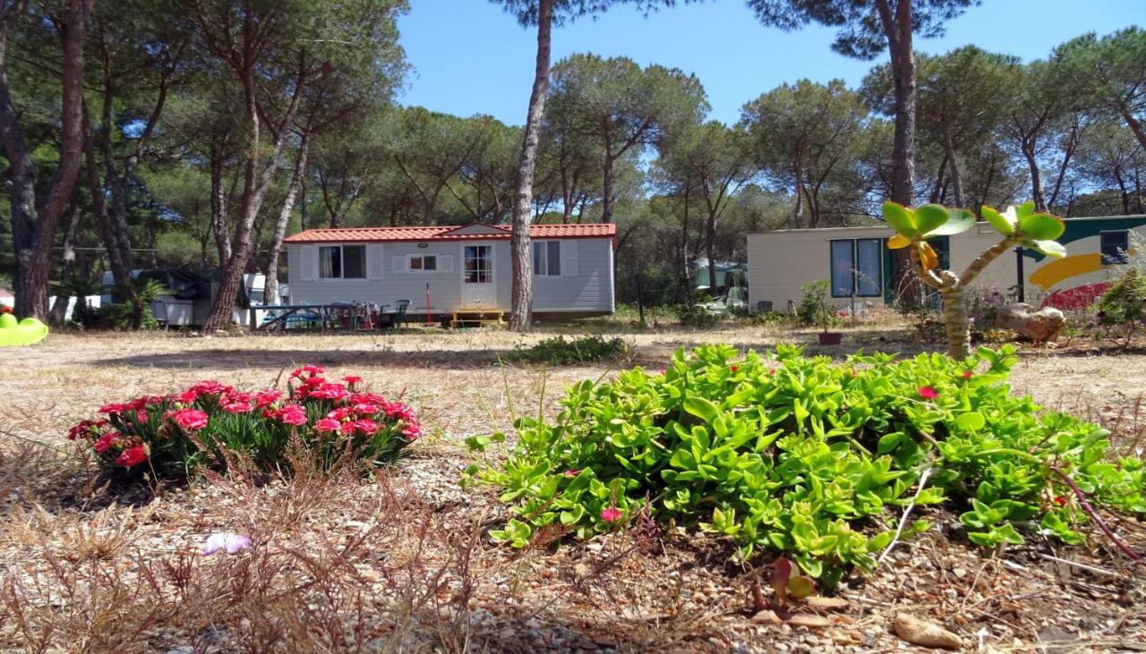 Villaggio Camping Nurral Fertilia Exteriér fotografie